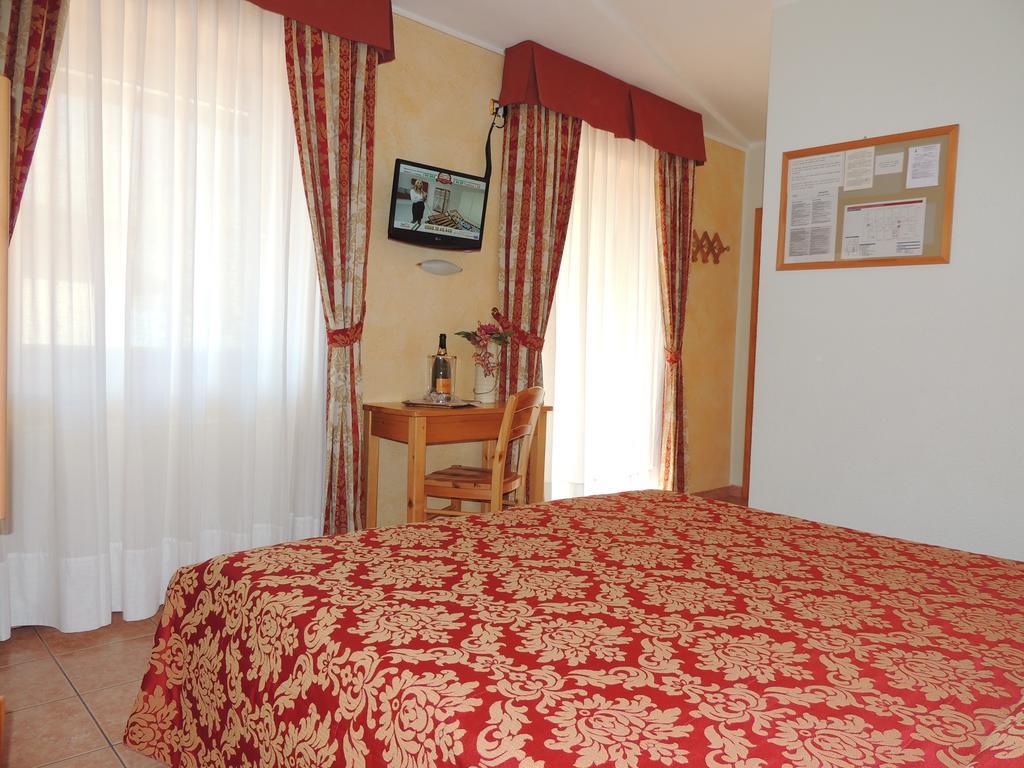 Albergo Eden Passo del Tonale Camera foto